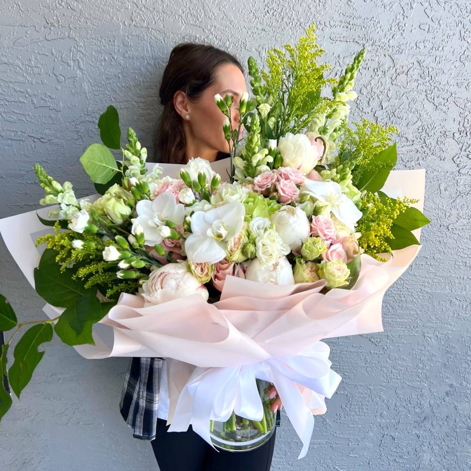 Where Thoughtful Gifting Meets Natural Beauty – A Florist Making a Difference